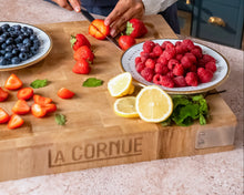 Load image into Gallery viewer, Hornbeam End-Grain Wood Cutting Board