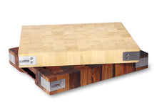 Load image into Gallery viewer, Chopping block in walnut